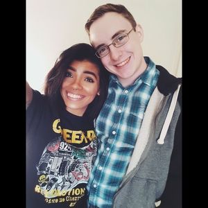 Meet your Posher, Shell